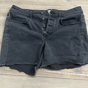 Cutoff Jean shorts